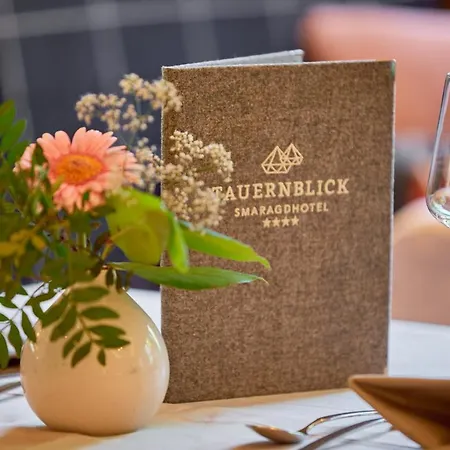 Smaragdhotel Tauernblick