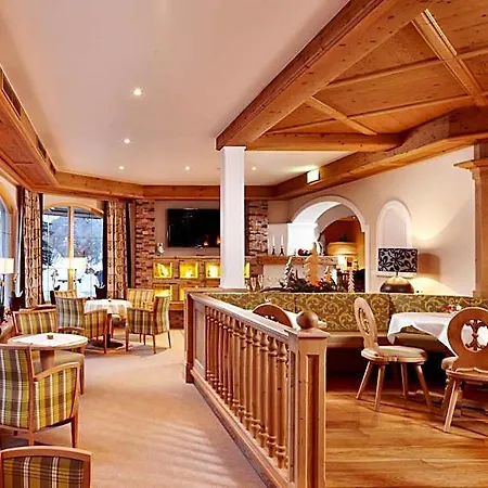 Hotel Smaragdhotel Tauernblick Bramberg am Wildkogel