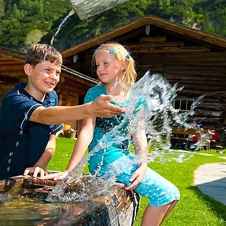 Hotel Smaragdhotel Tauernblick 4*