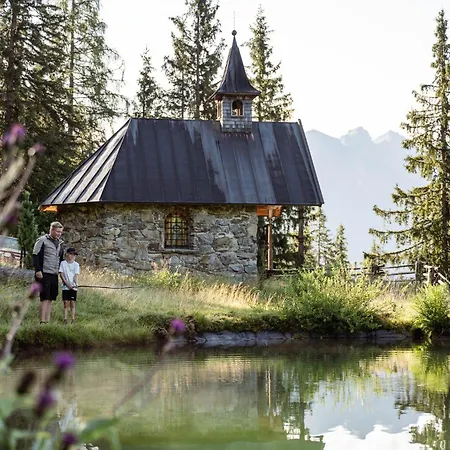 Smaragdhotel Tauernblick 4*