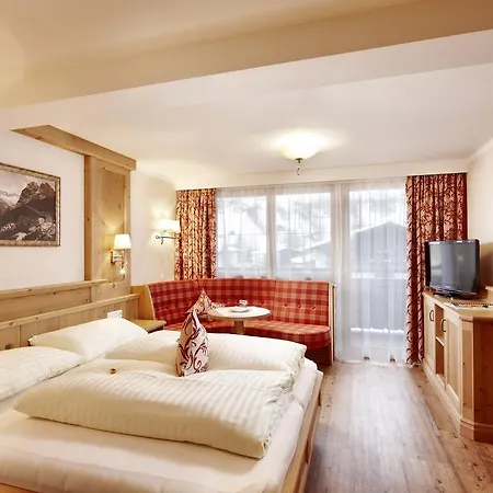 Smaragdhotel Tauernblick