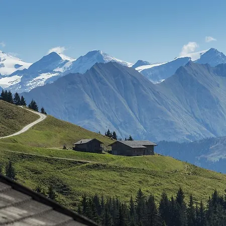 Smaragdhotel Tauernblick ホテル
