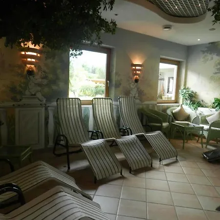 Smaragdhotel Tauernblick ホテル 4*