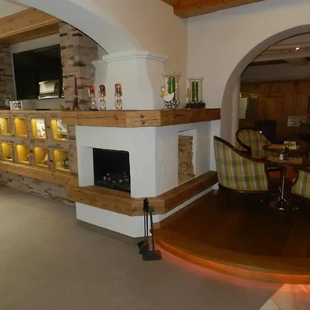 ホテル Smaragdhotel Tauernblick