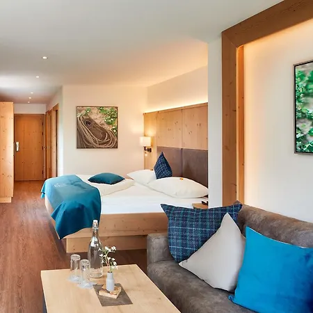 Smaragdhotel Tauernblick ホテル