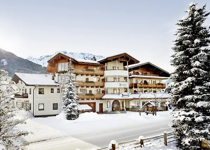 ホテル Smaragdhotel Tauernblick